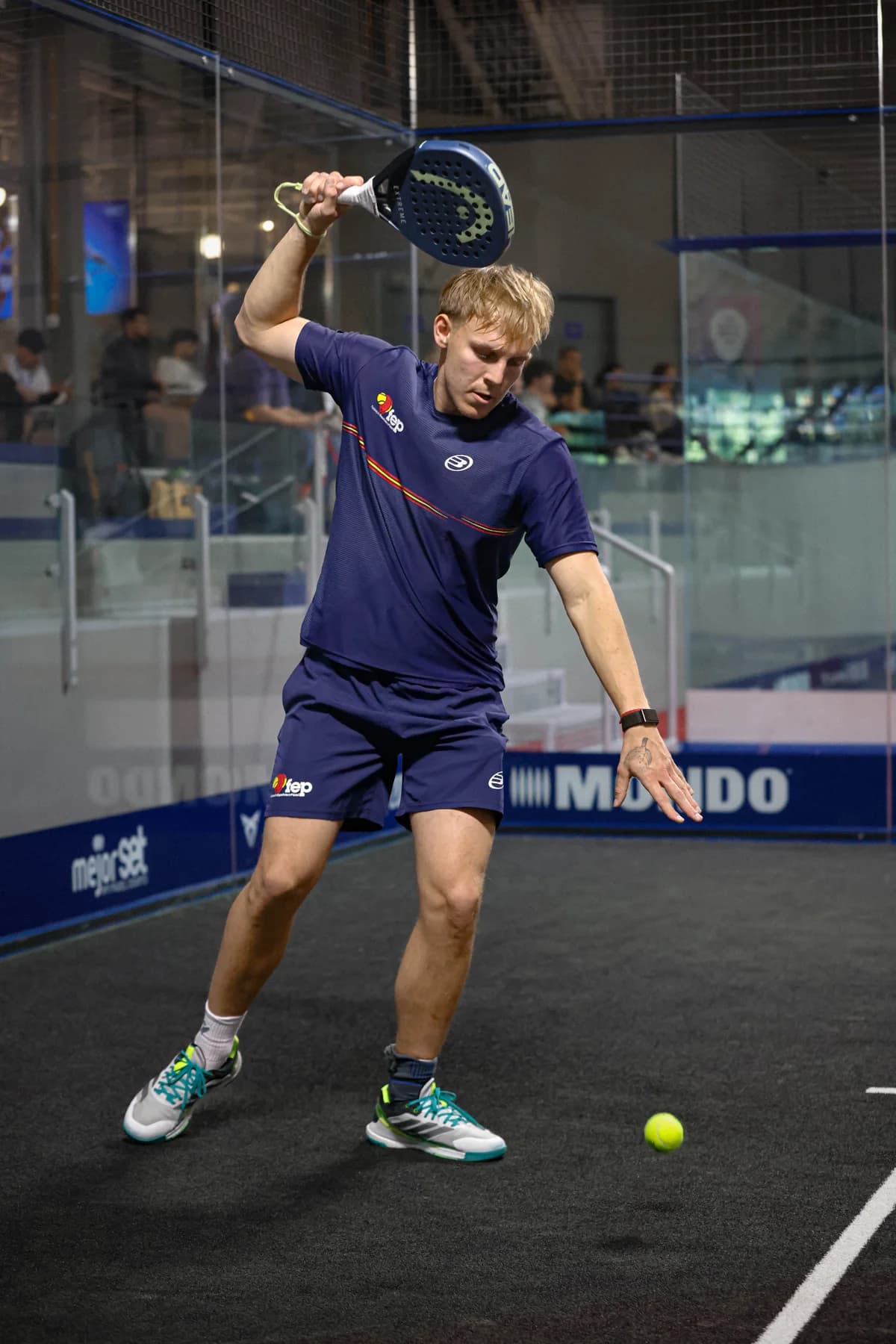 Leon Lazarev — Zakladatel a šéftrenér v Premium Padel Academy
